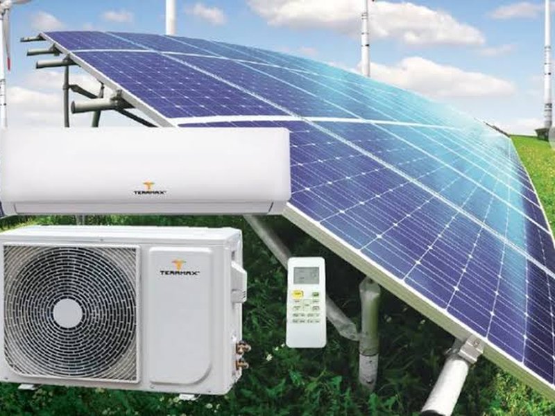 Solar inverter, ACDB and energy meter on the AC side