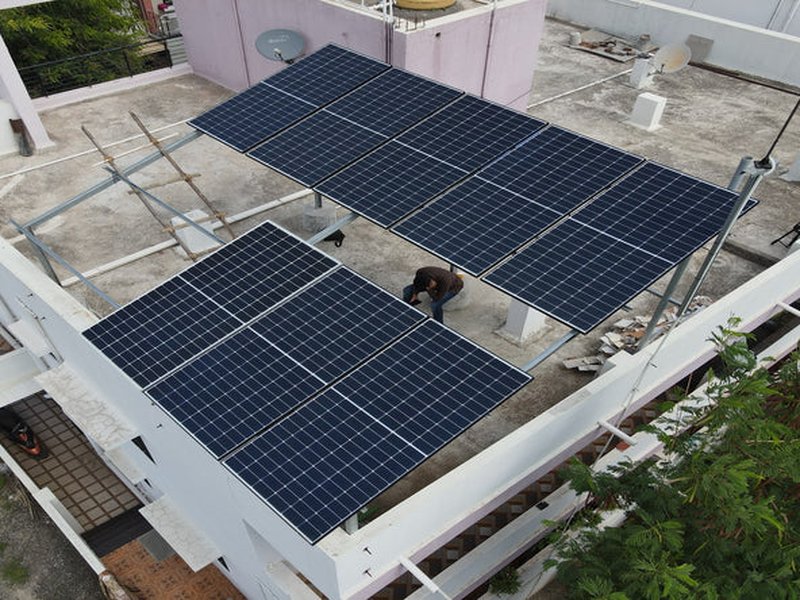 Home rooftop solar system